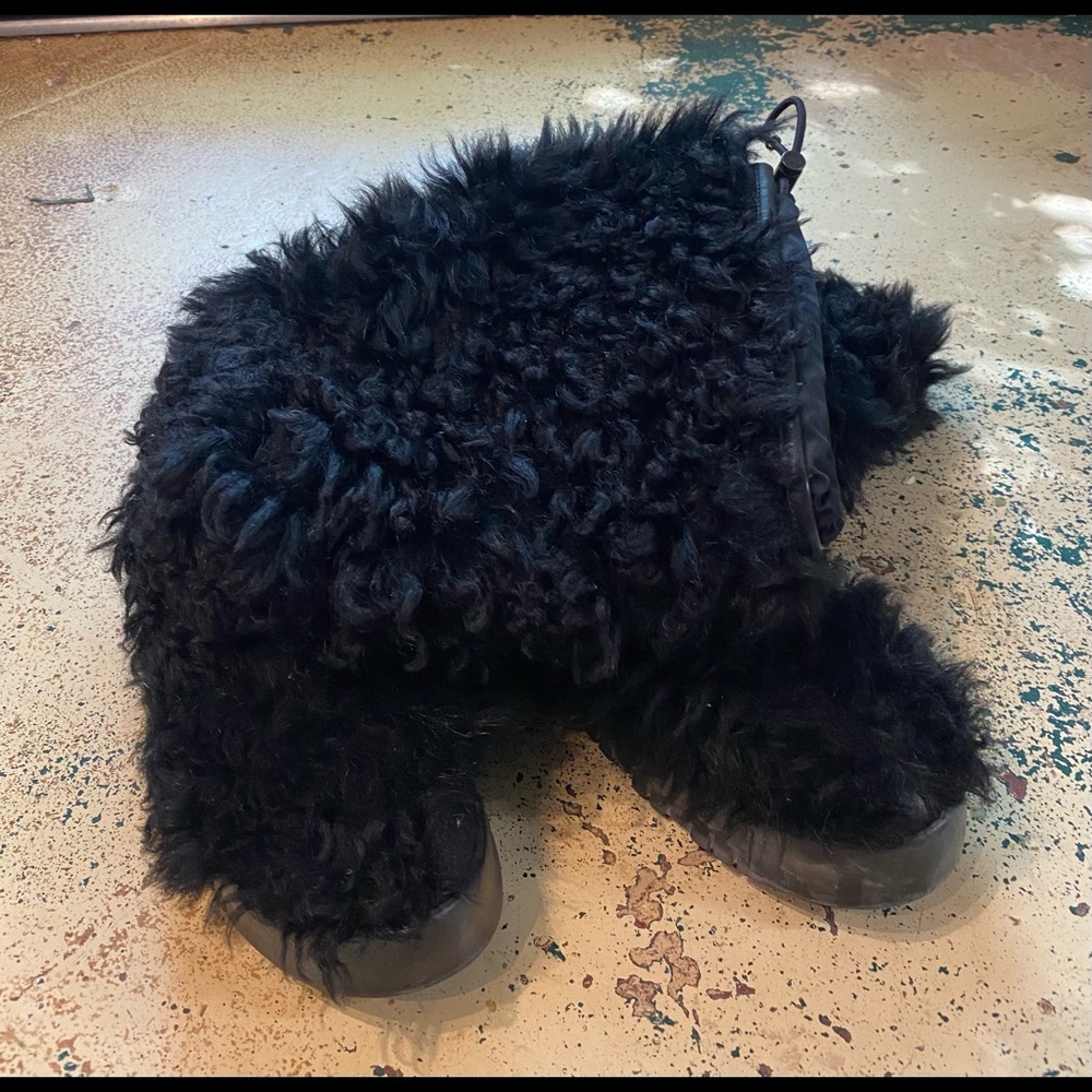 Winter Prada boots E - Picture 2 of 9